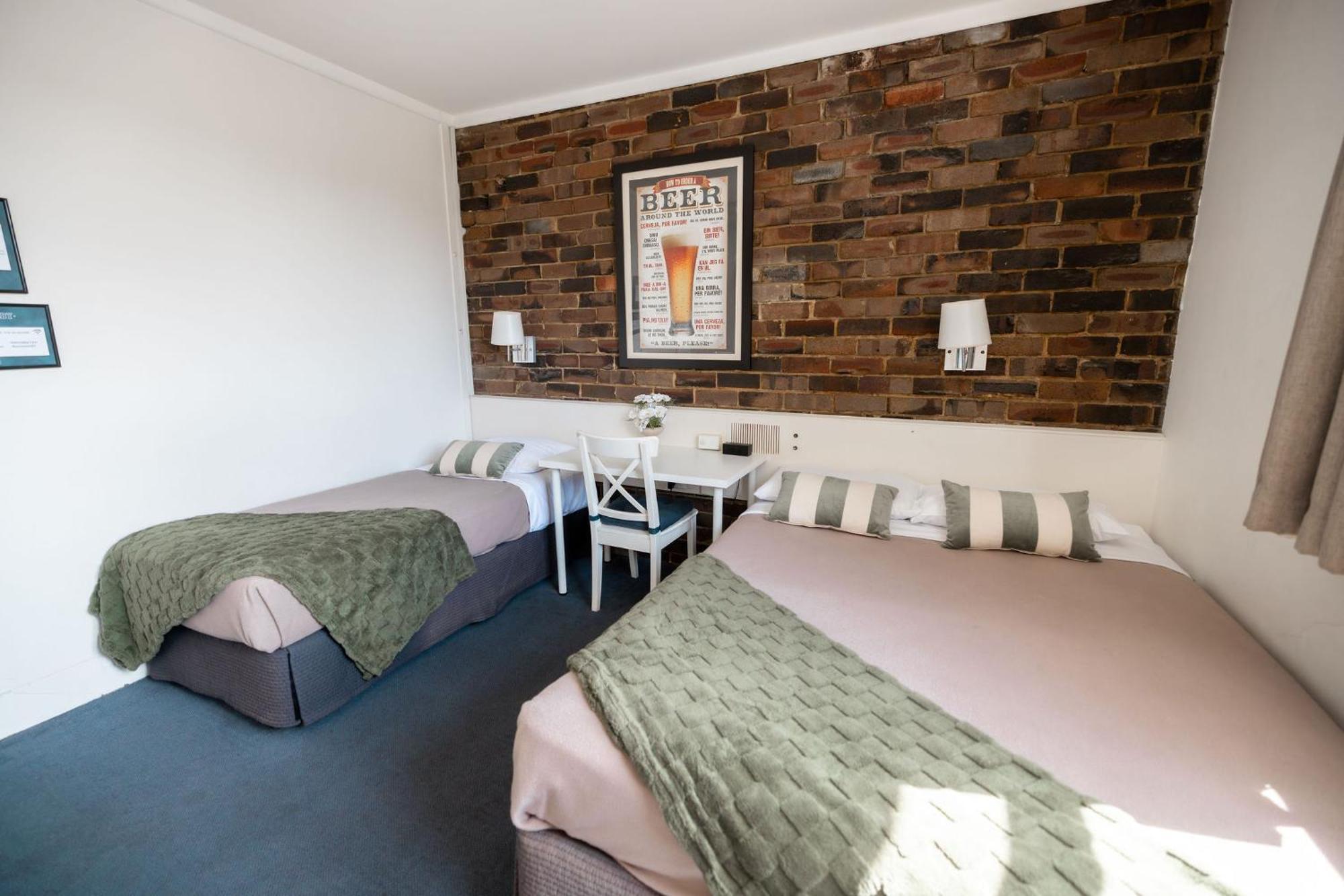 Hornsby Inn Luaran gambar