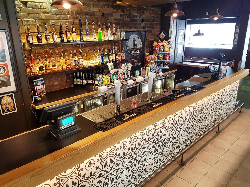 Hornsby Inn Luaran gambar